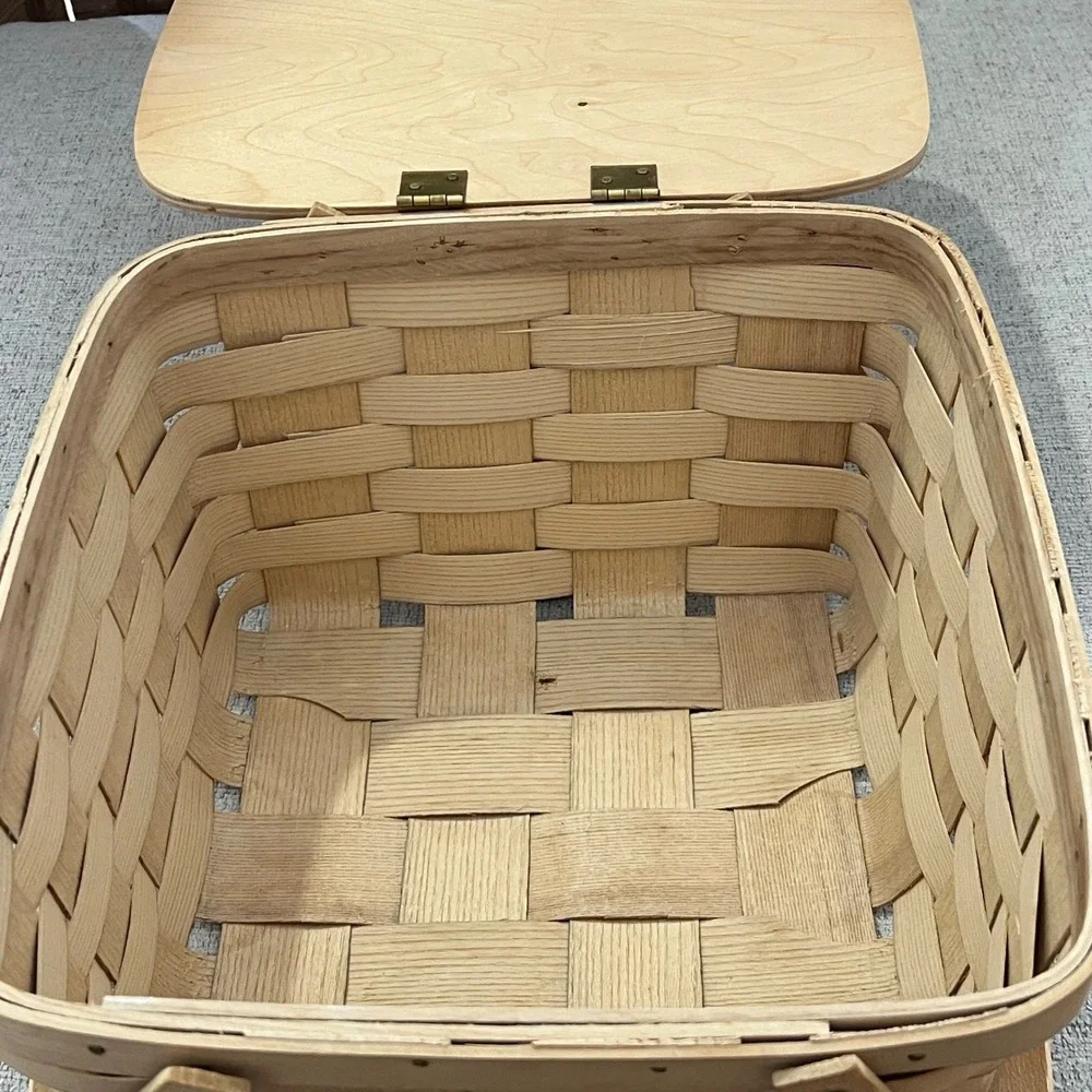 Basketville Vintage Wooden Picnic Basket Pie Carrier Rocking Horse Heart Lid‎